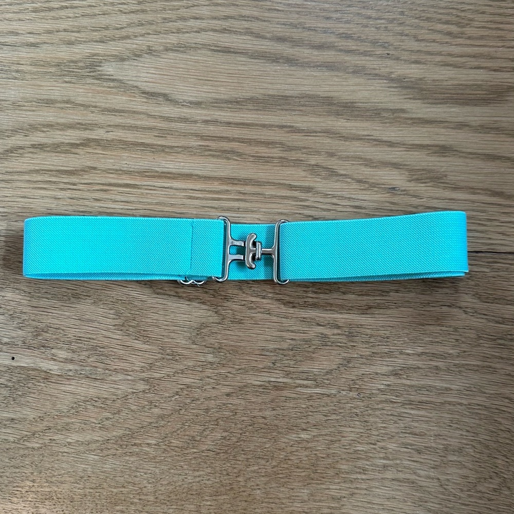 Elastic riding belt